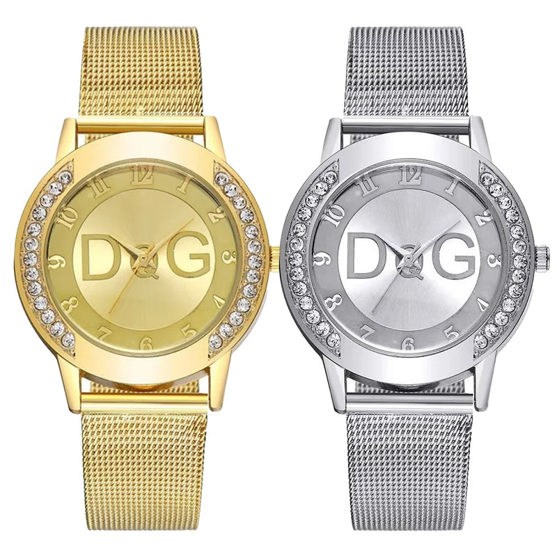 RELÓGIO FEMININO LUXO 2025 COM DIAMANTES QUARTZO PULSEIRA DE MALHA DOURADA
