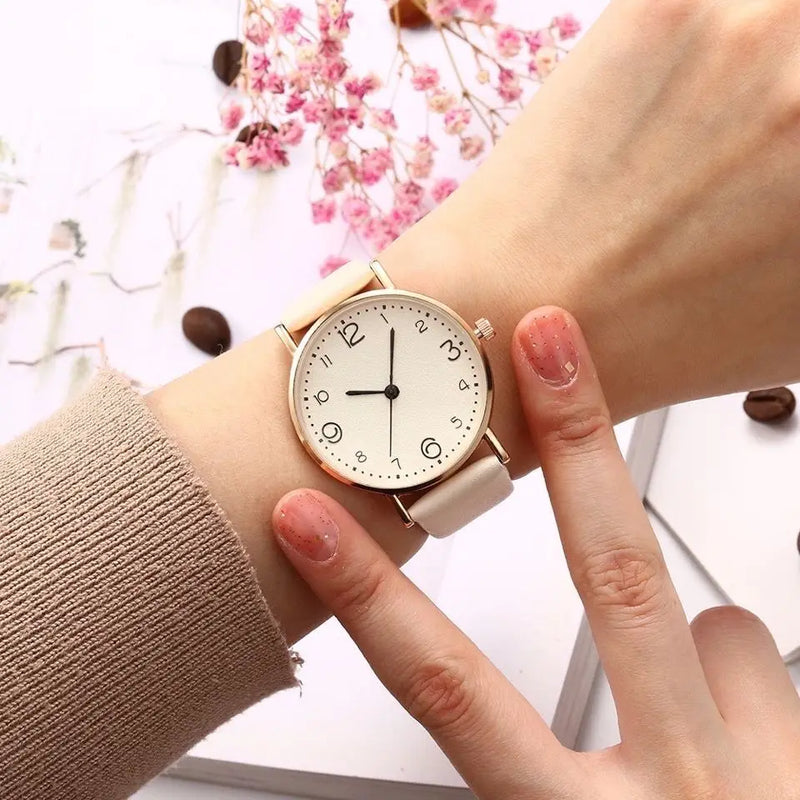 RELÓGIO FEMININO QUARTZO COM NÚMEROS ÁRABES