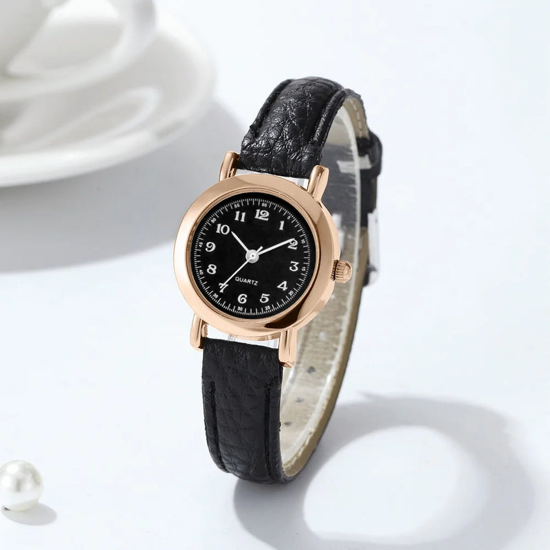 RELÓGIO FEMININO FASHION – MOSTRADOR PEQUENO COM PULSEIRA DE COURO