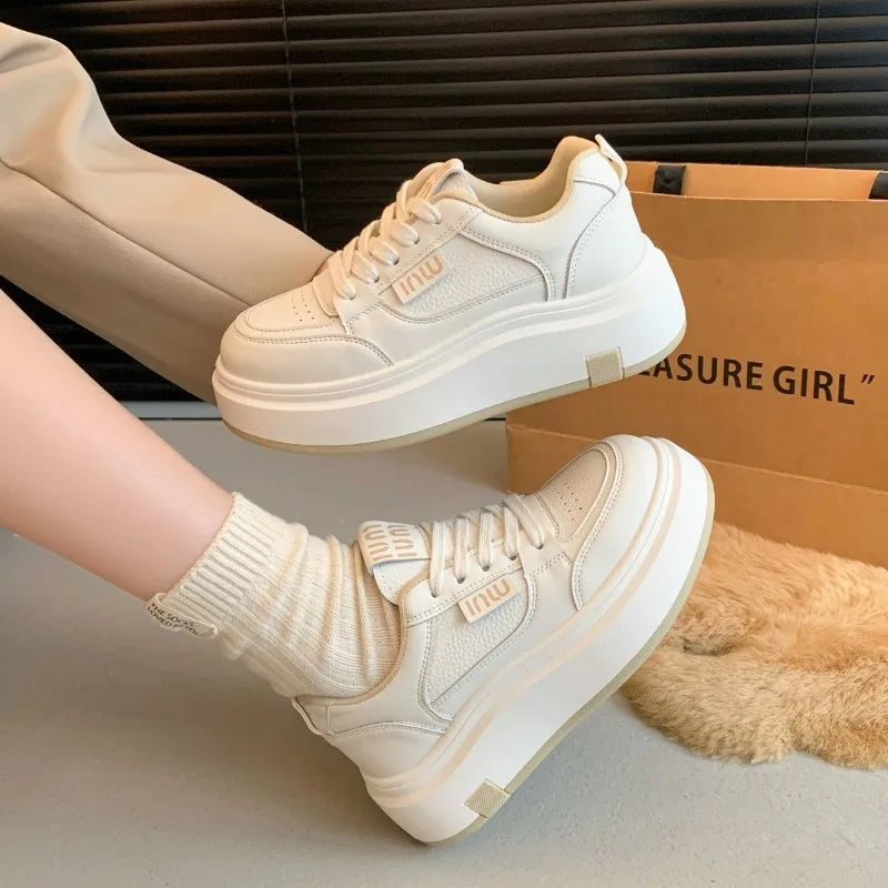 TÊNIS FEMININO PLATAFORMA BRANCO CONFORTO ORTOPÉDICO CASUAL