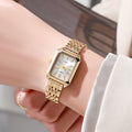 RELÓGIO FEMININO QUADRADO LUXO – AÇO INOXIDÁVEL DOURADO & DESIGN ELEGANTE