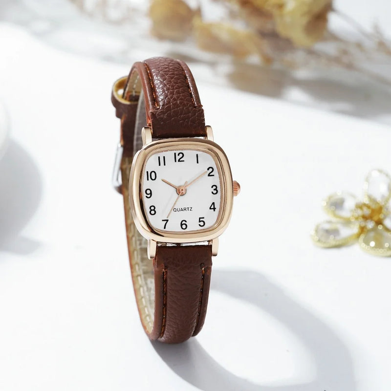 RELÓGIO FEMININO FASHION – MOSTRADOR PEQUENO COM PULSEIRA DE COURO