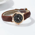 RELÓGIO FEMININO FASHION – MOSTRADOR PEQUENO COM PULSEIRA DE COURO