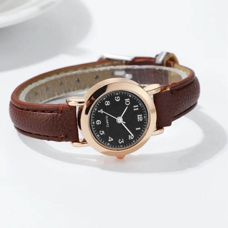 RELÓGIO FEMININO FASHION – MOSTRADOR PEQUENO COM PULSEIRA DE COURO